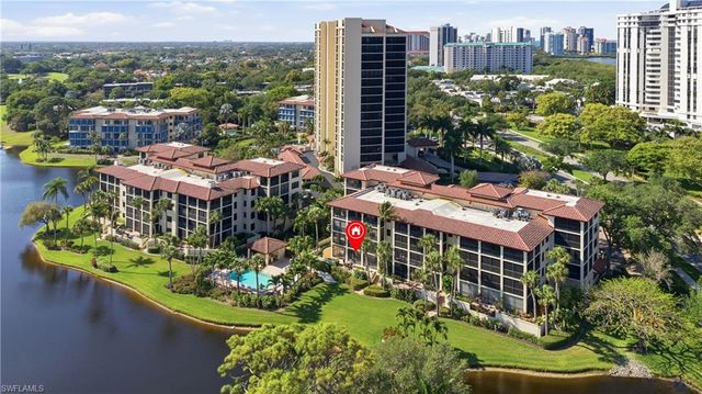 6080 Pelican Bay BLVD 104A, Naples, FL 34108