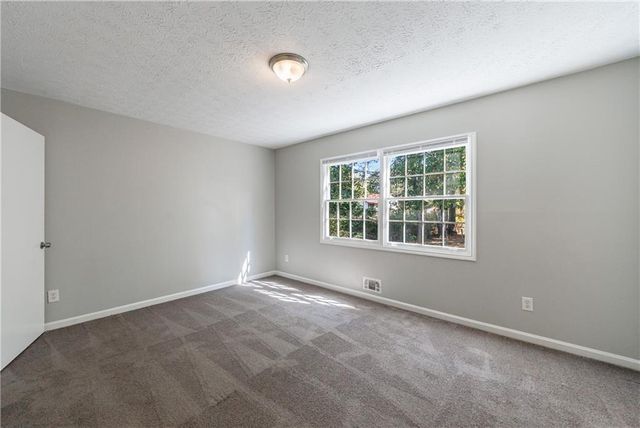 5755 Bearing Way, Atlanta, GA 30349