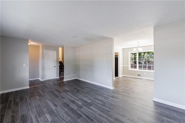 5755 Bearing Way, Atlanta, GA 30349