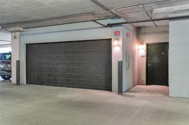 2000 Bagby Street 2401, Houston, TX 77002