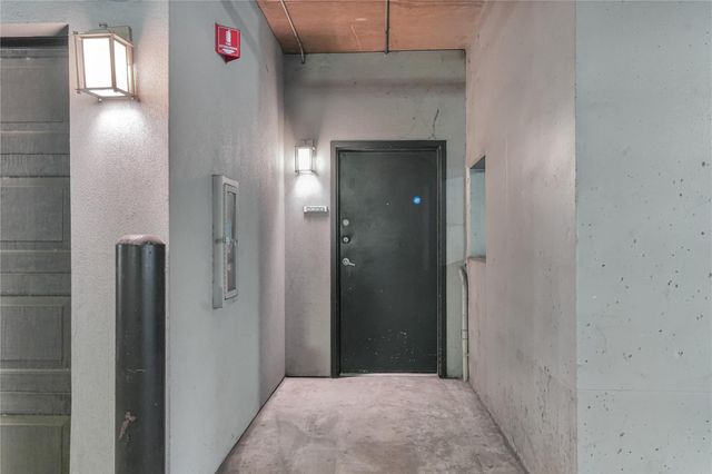 2000 Bagby Street 2401, Houston, TX 77002