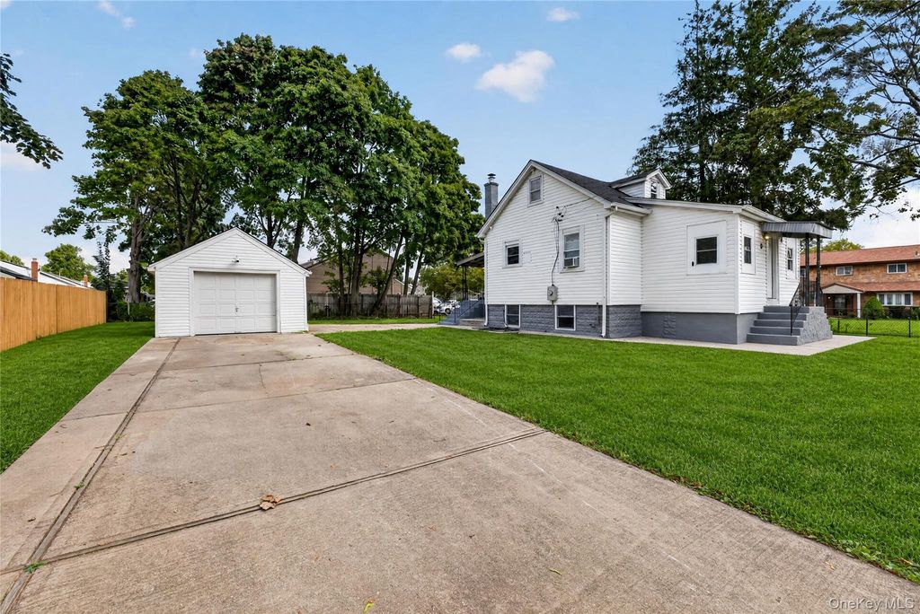 75 Apricot Street, Central Islip, NY 11722 — exterior