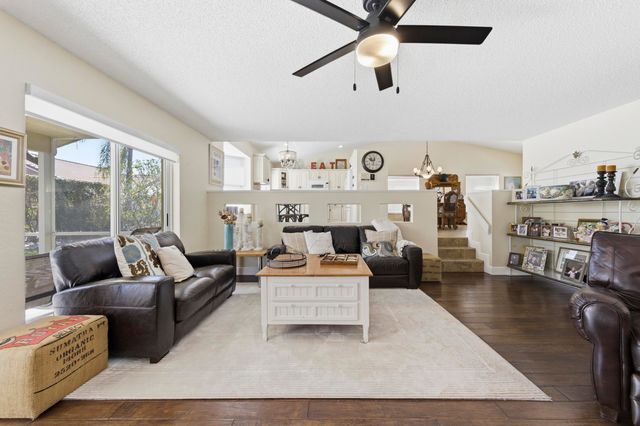 18234 Blue Lake Way, Boca Raton, FL 33498