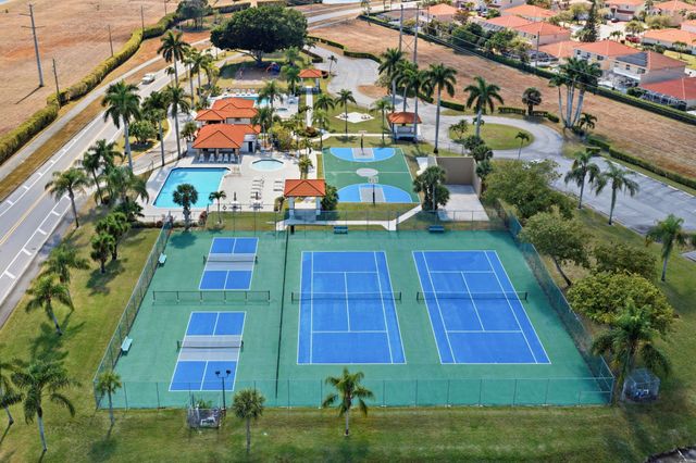 18234 Blue Lake Way, Boca Raton, FL 33498