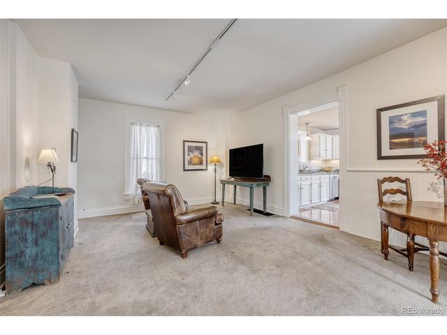 920 Olive St, Denver, CO 80220