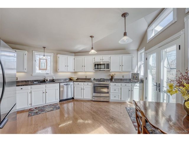 920 Olive St, Denver, CO 80220