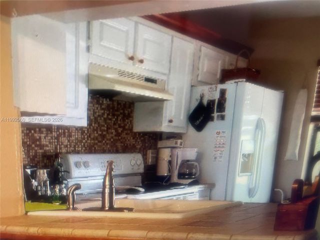 730 NW 106th Ter 730, Pembroke Pines, FL 33026