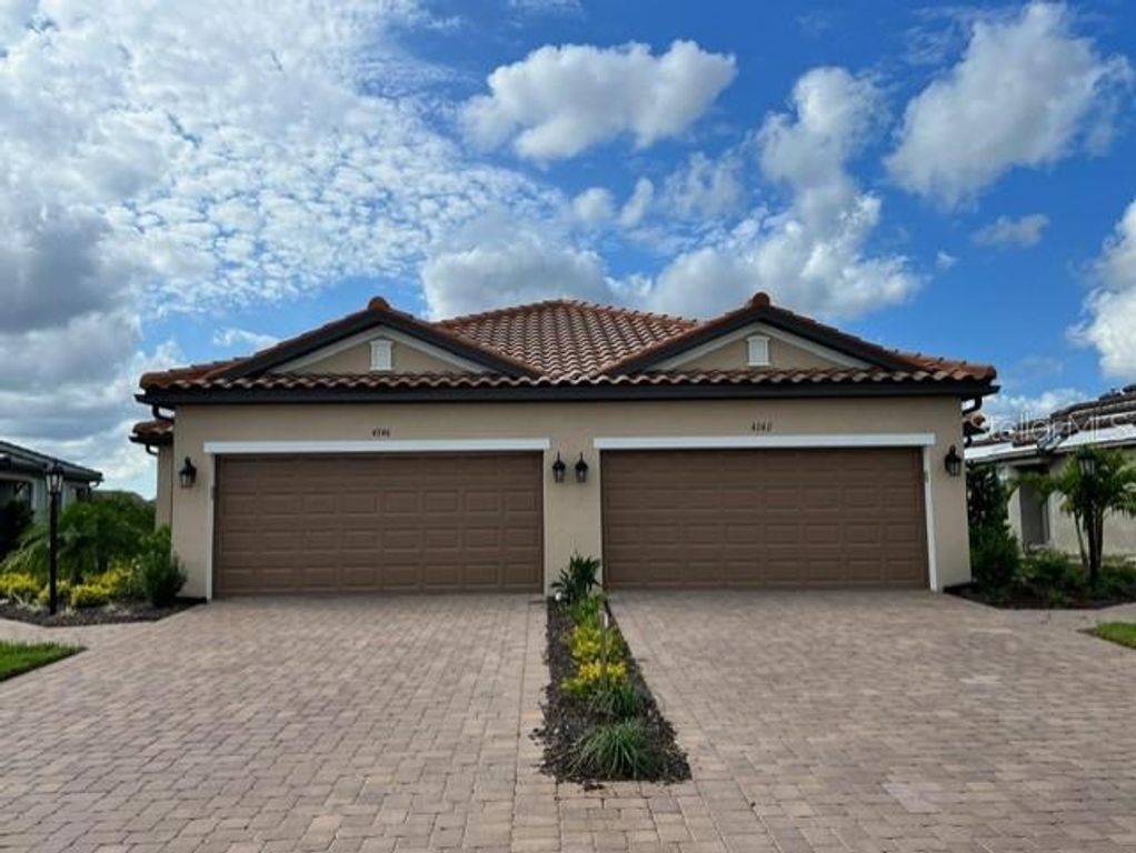 4746 TORTONA COURT, Bradenton, FL 34211