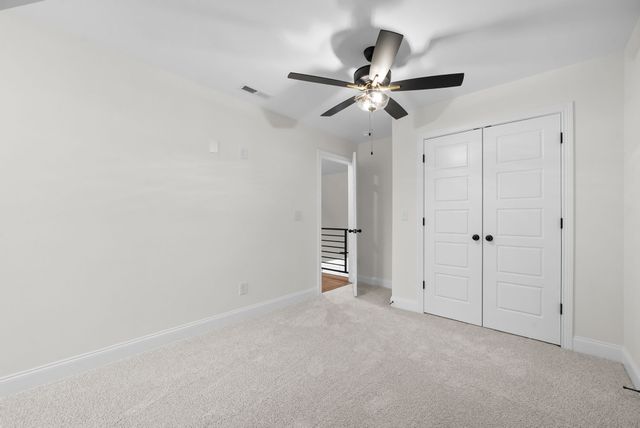 1800 Gholson Rd, Clarksville, TN 37043