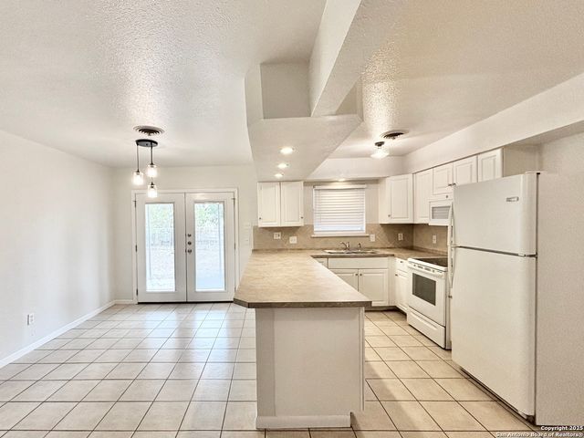 4234 Hall Park, San Antonio, TX 78218
