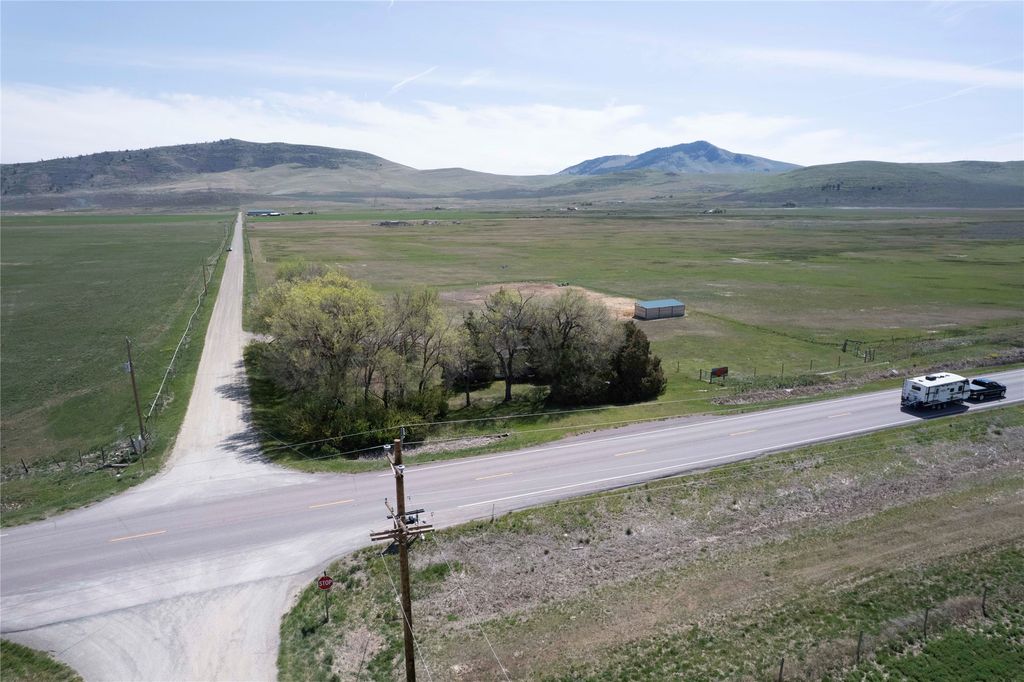 Image 2 of property listing at 4 Ratcliff Road, Hot Springs, MT 59845