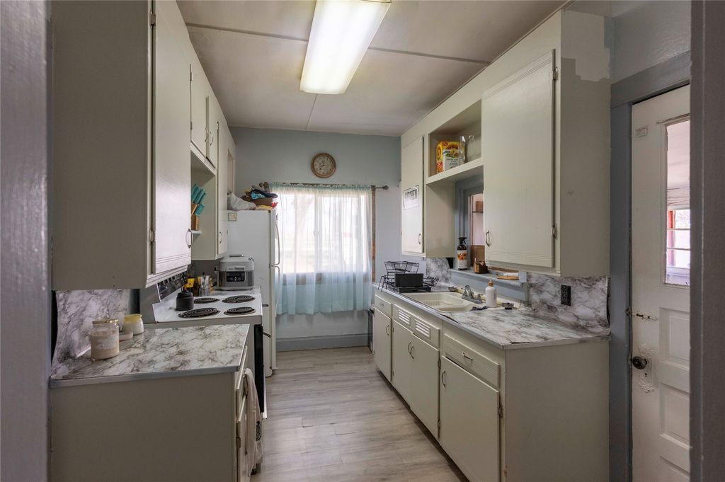 Image 30 of property listing at 4 Ratcliff Road, Hot Springs, MT 59845