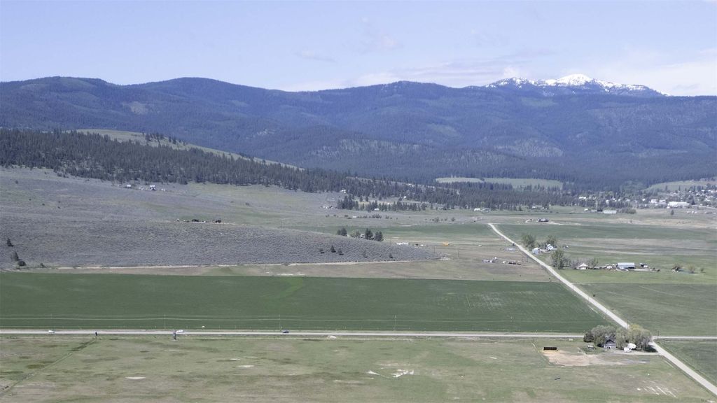 Image 4 of property listing at 4 Ratcliff Road, Hot Springs, MT 59845