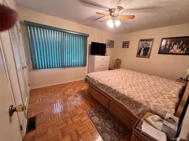 7 Elizabeth Way, Kiamesha Lake, NY 12751