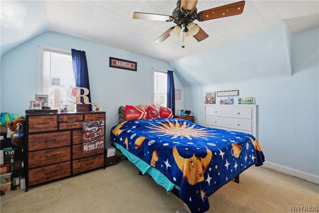 2733 Woodlawn Avenue, Niagara Falls, NY 14301