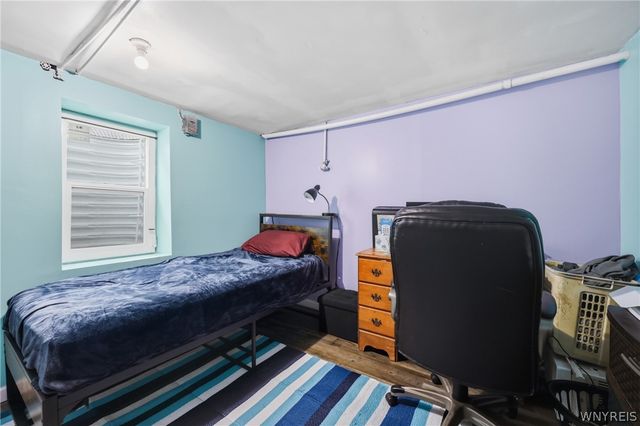 2733 Woodlawn Avenue, Niagara Falls, NY 14301