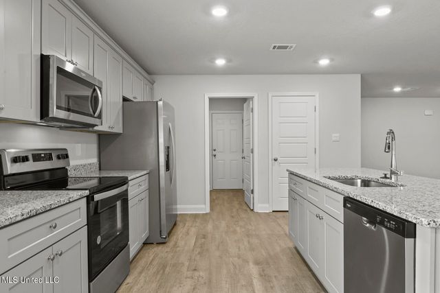 10191 Woodbury Drive, Gulfport, MS 39503