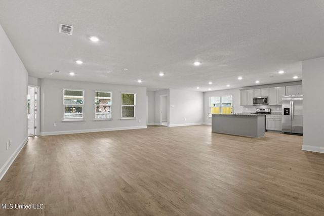 10191 Woodbury Drive, Gulfport, MS 39503