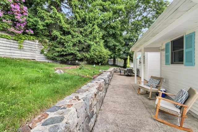 343 School St, Belmont, MA 02478