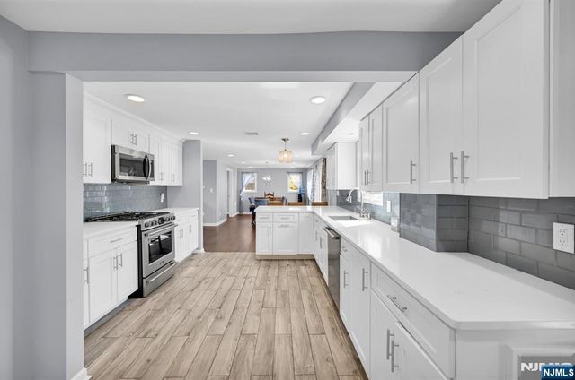 30 Campbell Street, Waldwick, NJ 07463