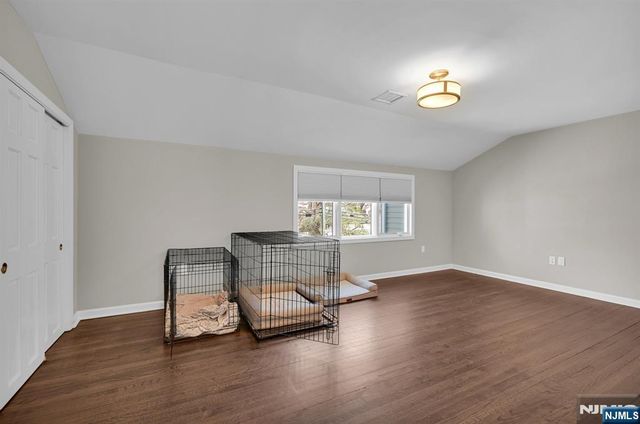 30 Campbell Street, Waldwick, NJ 07463