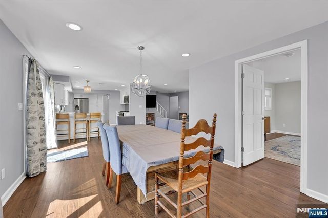 30 Campbell Street, Waldwick, NJ 07463