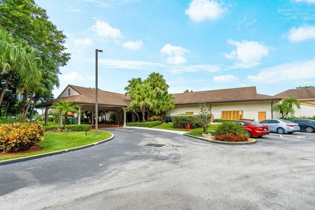 10088 Laurelwood Place, Boynton Beach, FL 33437