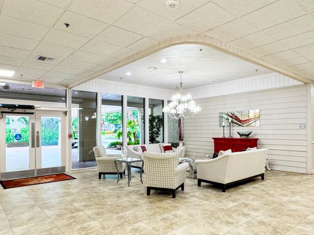 10088 Laurelwood Place, Boynton Beach, FL 33437