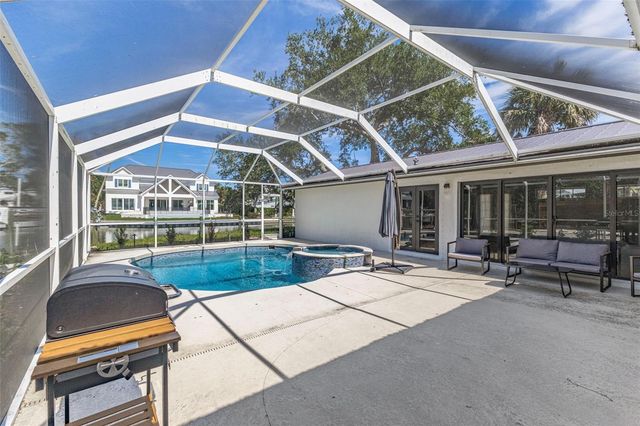 5073 HIGEL AVENUE, Sarasota, FL 34242