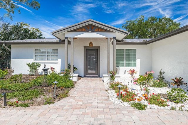 5073 HIGEL AVENUE, Sarasota, FL 34242