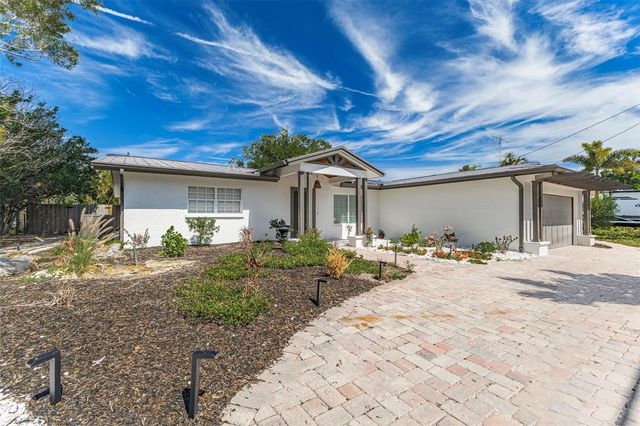 5073 HIGEL AVENUE, Sarasota, FL 34242