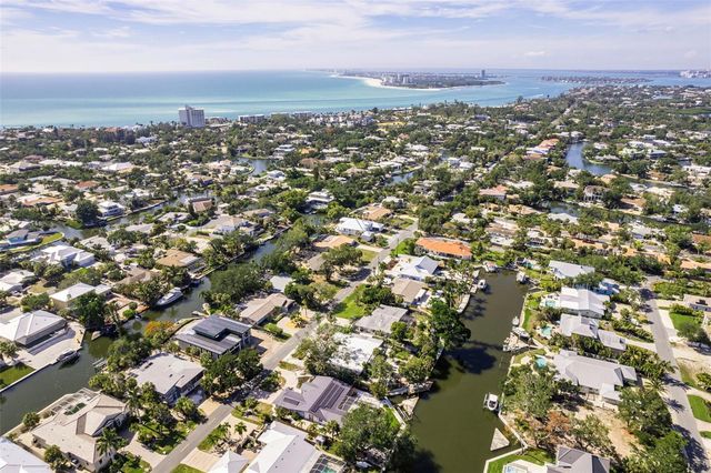 5073 HIGEL AVENUE, Sarasota, FL 34242