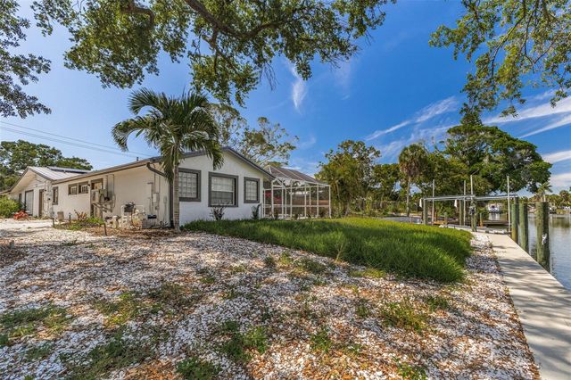 5073 HIGEL AVENUE, Sarasota, FL 34242