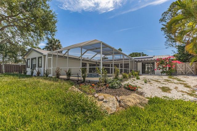 5073 HIGEL AVENUE, Sarasota, FL 34242
