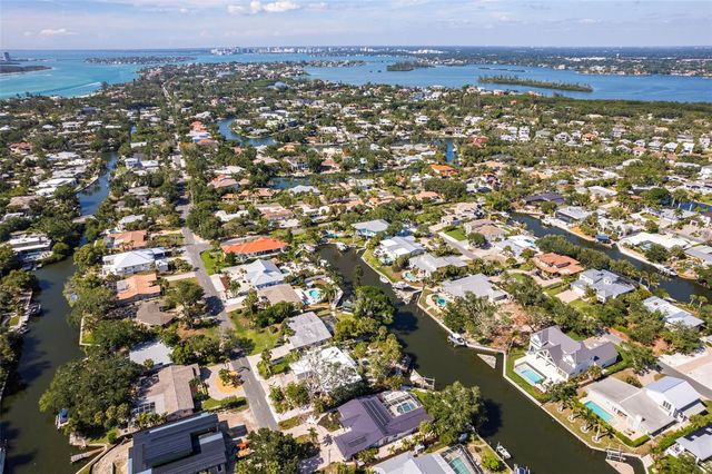 5073 HIGEL AVENUE, Sarasota, FL 34242