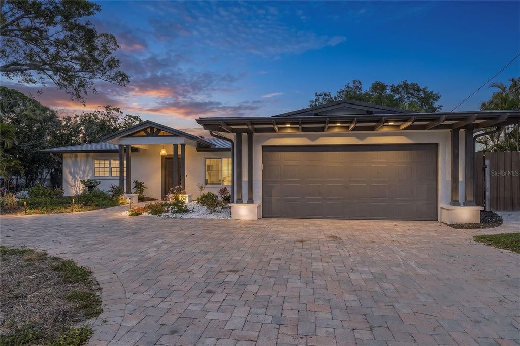 5073 HIGEL AVENUE, Sarasota, FL 34242