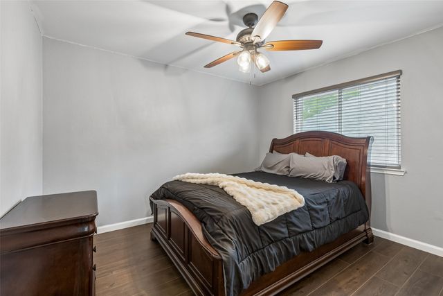 2225 Chapel Downs Drive, Arlington, TX 76017