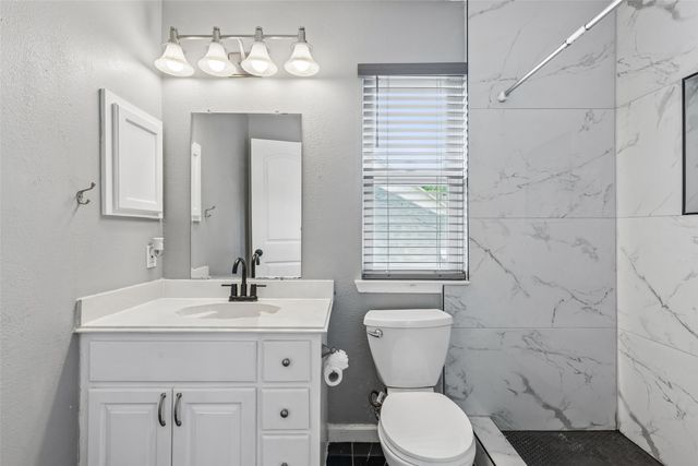 2225 Chapel Downs Drive, Arlington, TX 76017