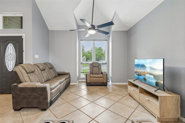 2225 Chapel Downs Drive, Arlington, TX 76017