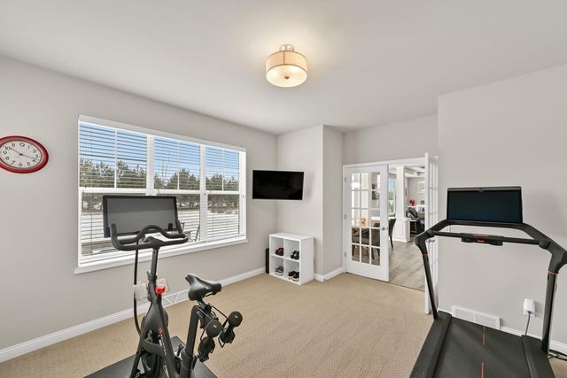 8130 W Mourning Dove LANE, Mequon, WI 53097