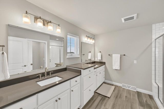 8130 W Mourning Dove LANE, Mequon, WI 53097