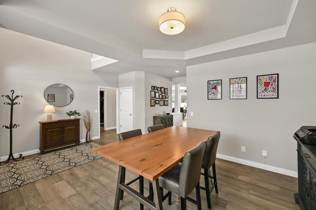 8130 W Mourning Dove LANE, Mequon, WI 53097