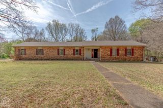 1505 Country Manor Lane, Jonesboro, AR 72404