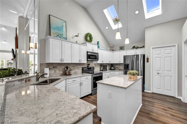 5304 Lake Forest Reserve Lane, Brunswick, OH 44212