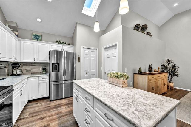 5304 Lake Forest Reserve Lane, Brunswick, OH 44212