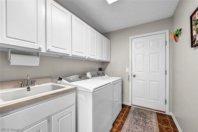 5304 Lake Forest Reserve Lane, Brunswick, OH 44212