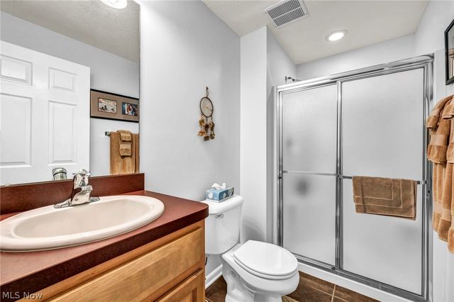 5304 Lake Forest Reserve Lane, Brunswick, OH 44212
