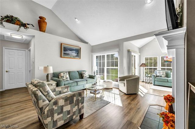 5304 Lake Forest Reserve Lane, Brunswick, OH 44212