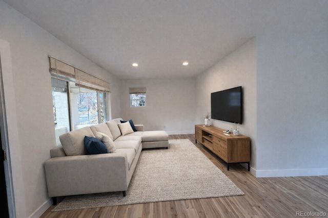 1572 Garfield Street, Denver, CO 80206