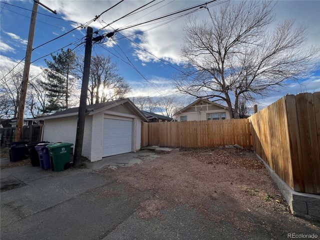 1572 Garfield Street, Denver, CO 80206